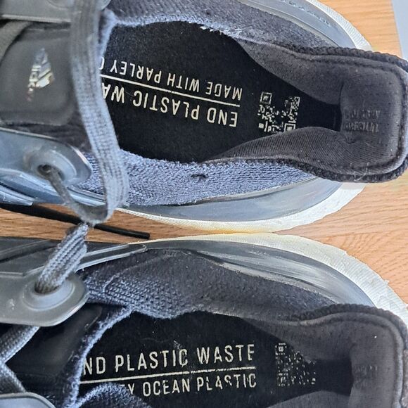 Adidas Ultraboost 22 Women’s Size 9 Black Running Sneakers Comfort - Picture 10 of 12